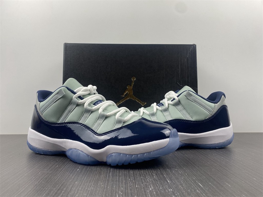 Air Jordan 11 Low AJ11 528895-007